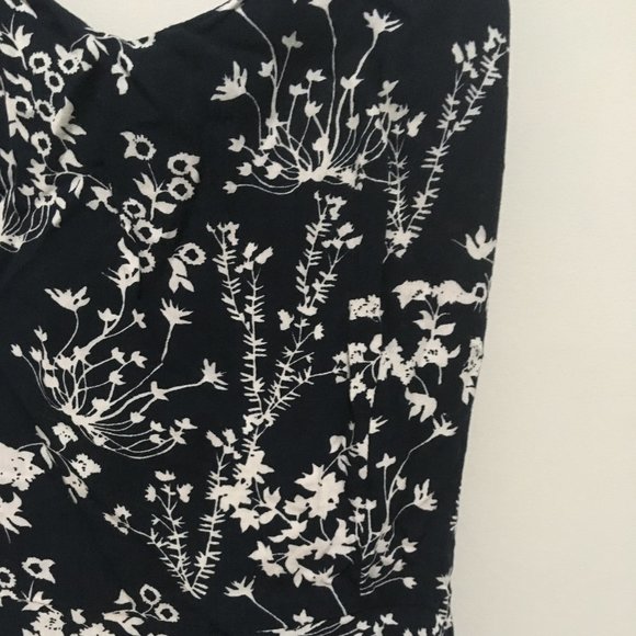 Garage Patterned Dress - Picture 3 of 3